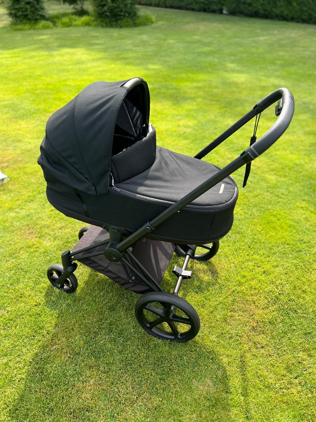 Prachtige Cybex Priam kinderwagen met mat zwart frame, Zo goed als nieuw, Combiwagen, Met reiswieg, Ophalen
