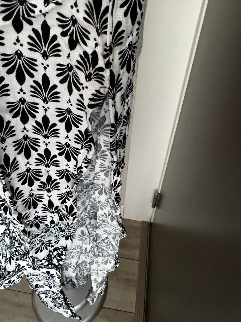Nieuwe lange dames rok maat M, Kleding | Dames, Rokken, Nieuw, Maat 38/40 (M), Zwart, Onder de knie, Ophalen of Verzenden