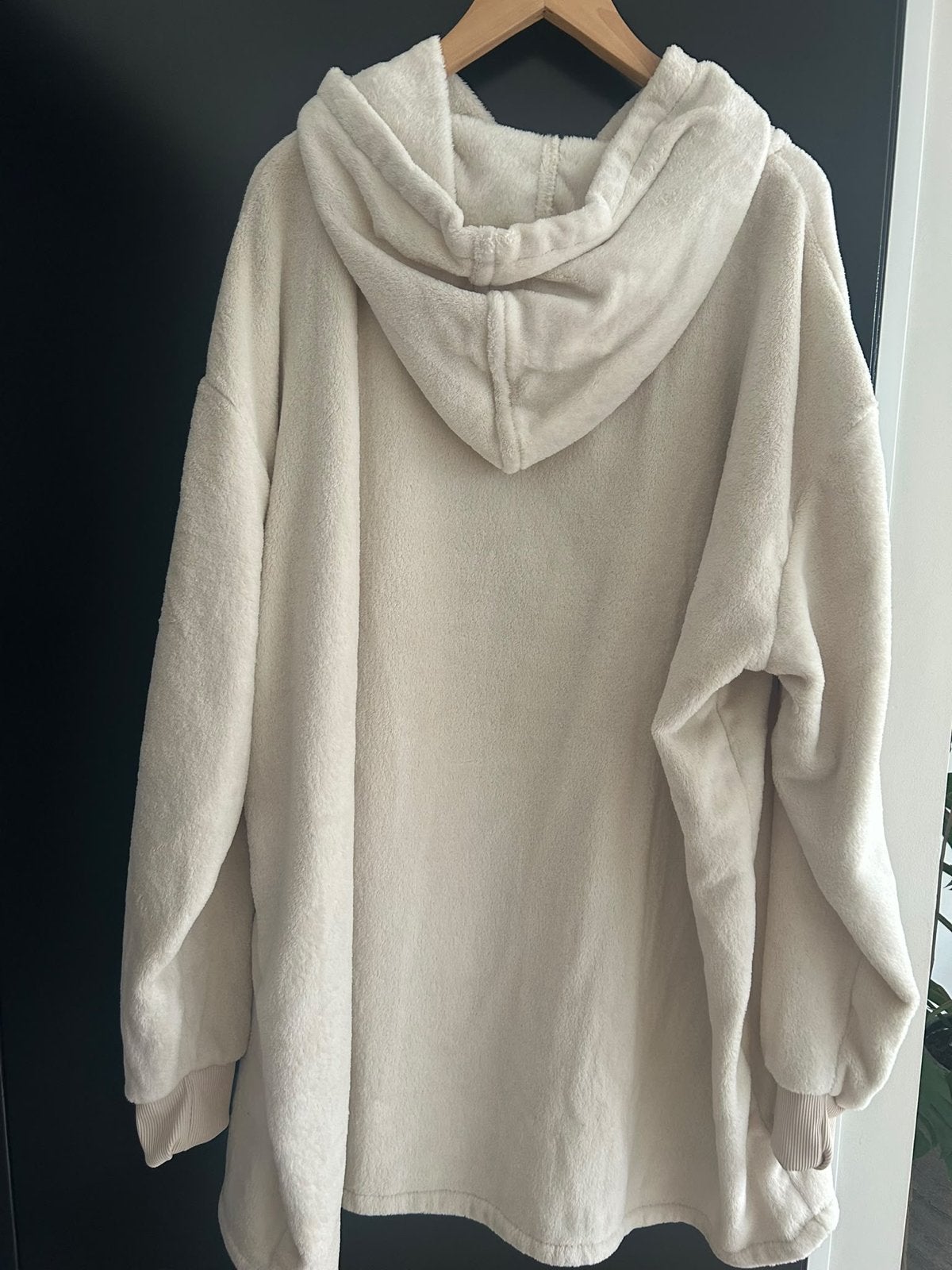 Optipluche zachte hoodie - Crème - Met buidelzak, Beige, Maat 46/48 (XL) of groter, Nieuw, Ophalen of Verzenden