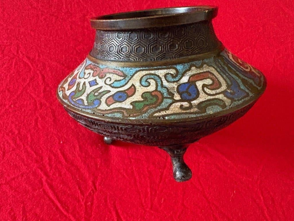 Antiek،Bronzen Driepoot met Cloisonné Emaille Stijl 1740, Ophalen of Verzenden