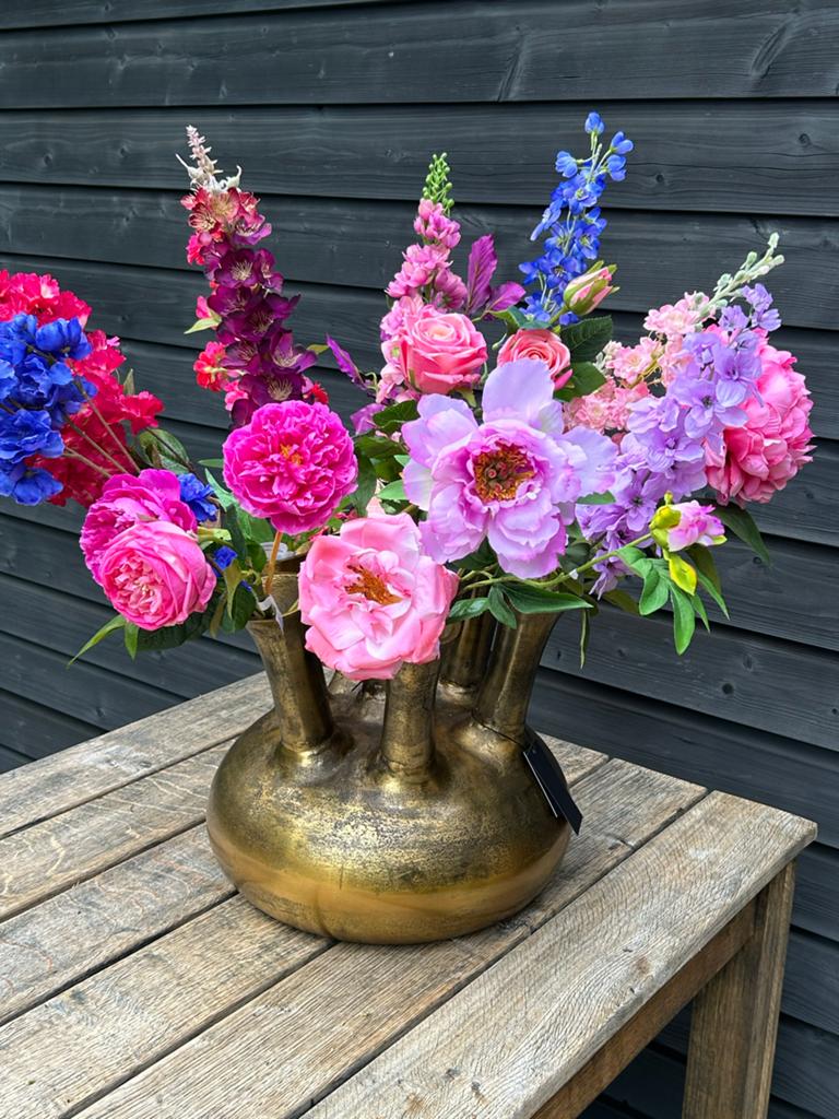 Bloemstuk in gouden toetervaas - naar wens aanpasbaar, Huis en Inrichting, Woonaccessoires | Kunstplanten en Kunstbloemen, Zo goed als nieuw
