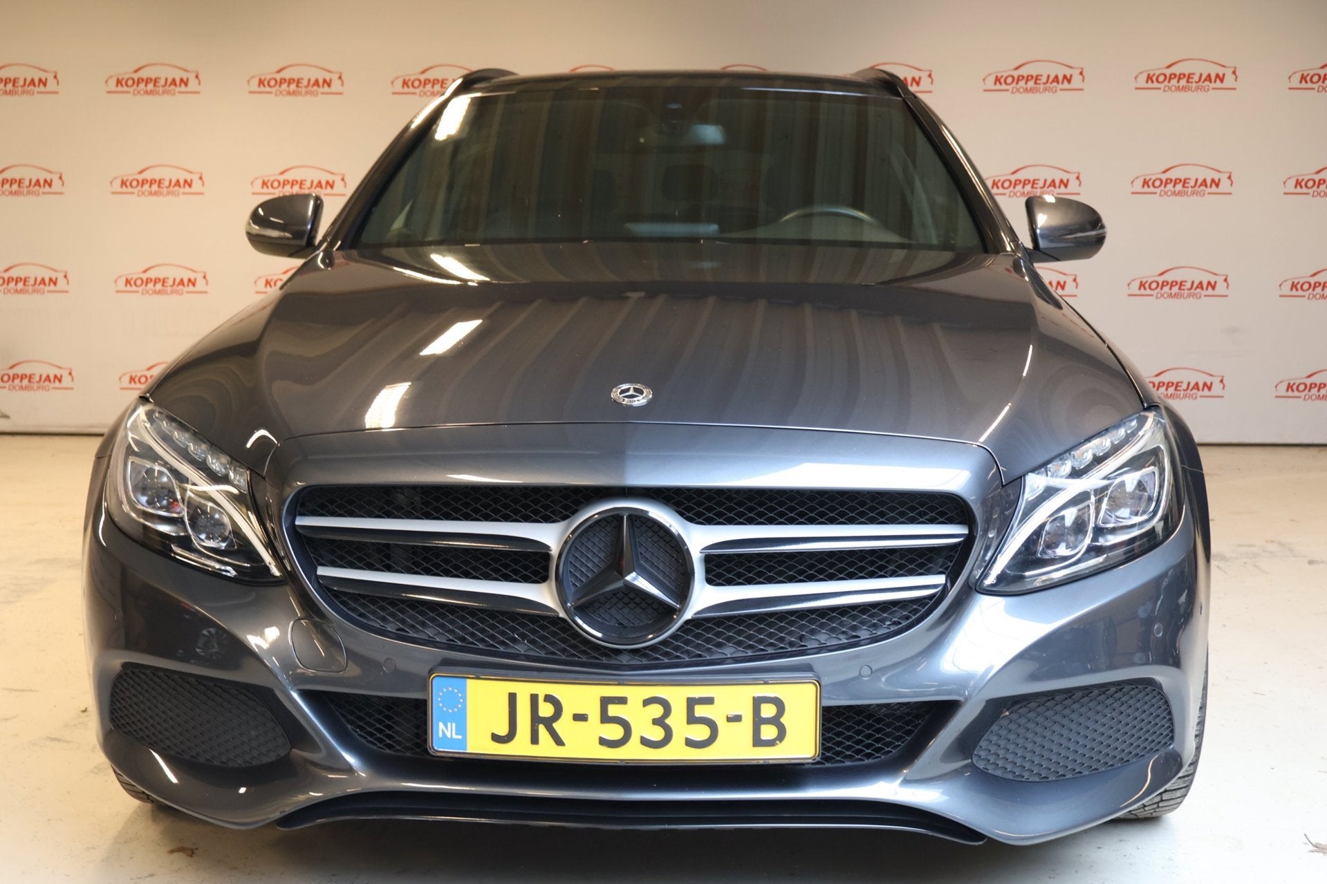 Mercedes-Benz C-klasse Estate 180 Ambition NL Auto|Trekhaak|, Dealer onderhouden, Achterwielaandrijving, Leder en Stof, 750 kg