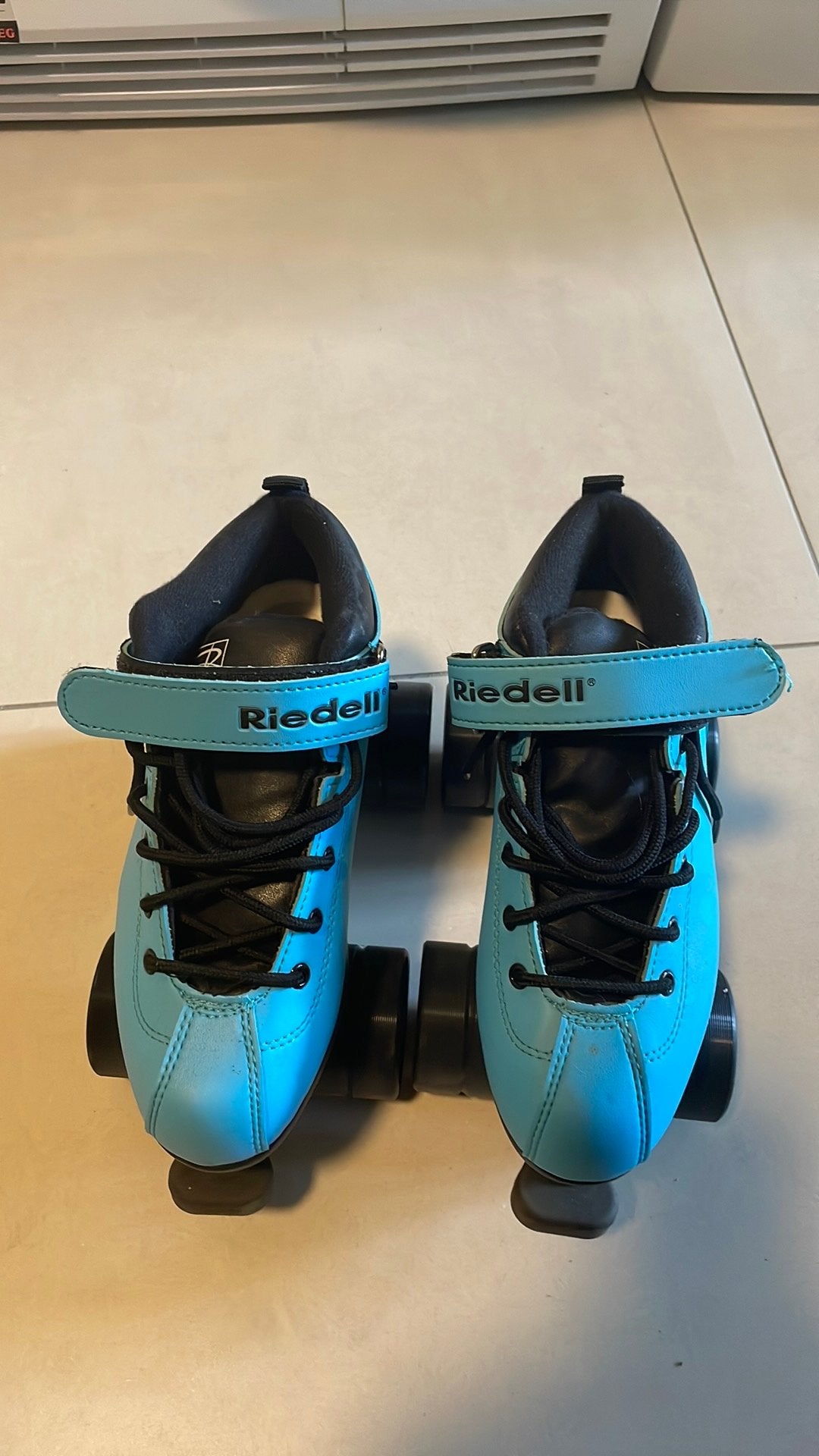 Riedell Dart ongebruikte rolschaatsen, Sport en Fitness, Skeelers, Overige typen, Zo goed als nieuw, Dames, Ophalen