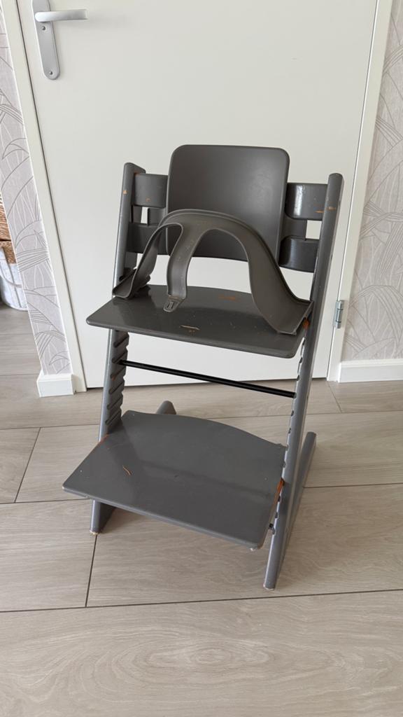 Stokke tripp trapp + babyset, Kinderen en Baby's, Kinderstoelen, Ophalen, Gebruikt, Meegroeistoel