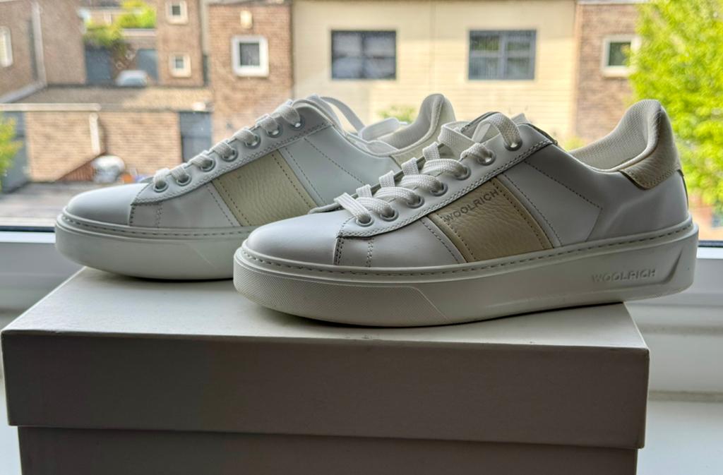 Woolrich sneakers wit - Zo goed als nieuw/nieuw, Ophalen of Verzenden, Zo goed als nieuw, Wit, Sneakers of Gympen