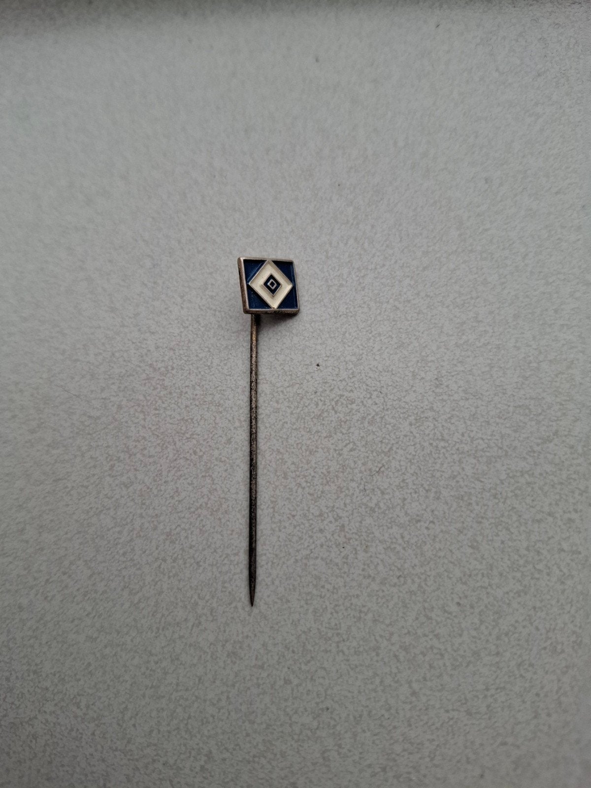Vintage speldje pin prikker steekspeld HSV, Ophalen of Verzenden