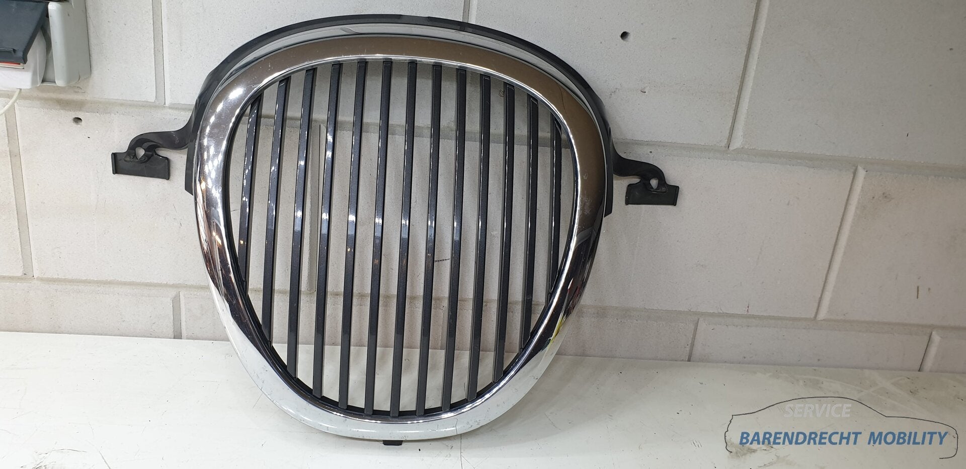 Jaguar S-Type II 2 X200 radiateur grille XR83-8A133-AA XR83-