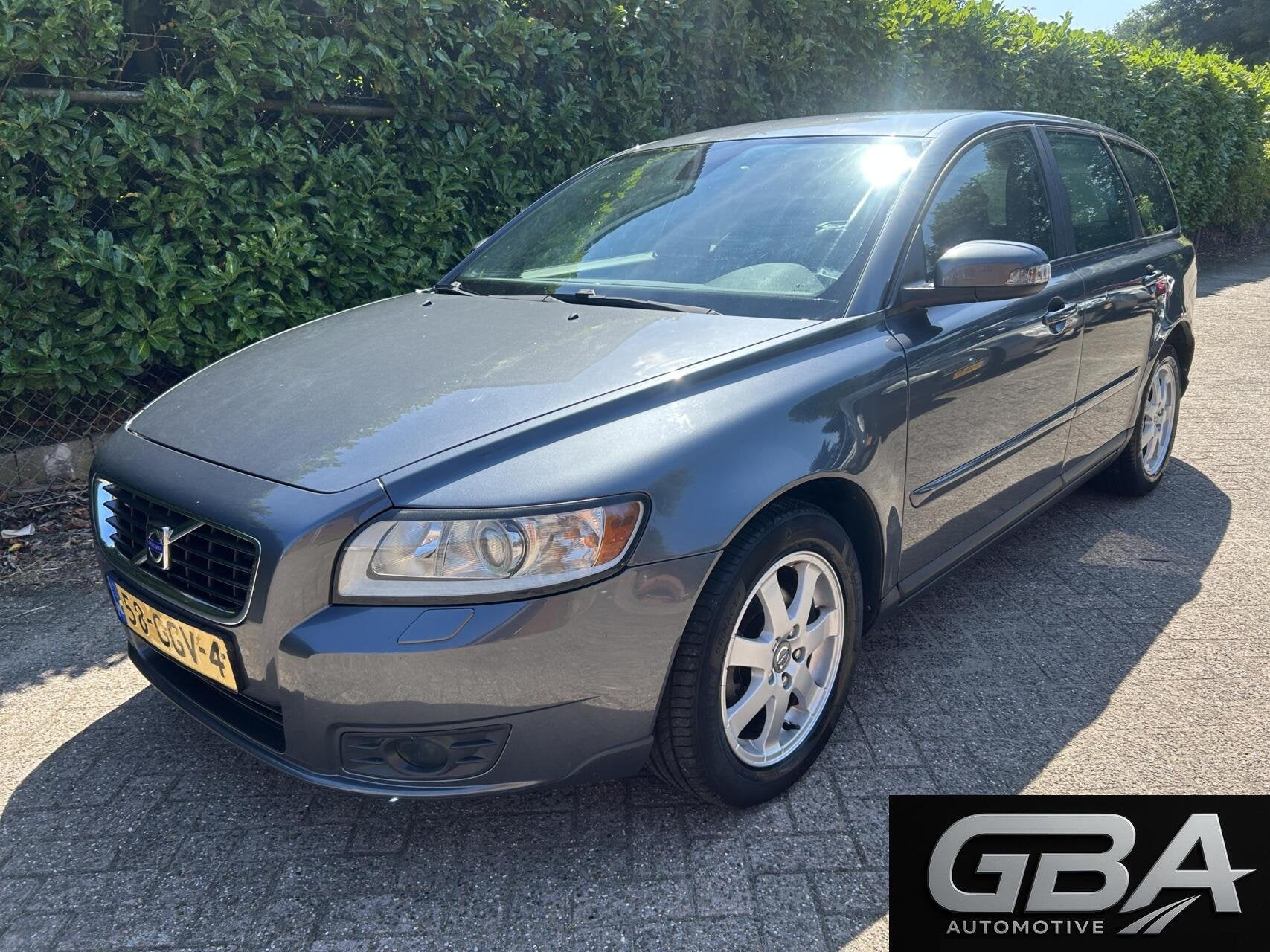 Volvo V50 1.8 Kinetic 2E EIGENAAR KOUDE AIRCO APK t/m 7-5-27, Auto's, Voorwielaandrijving, Gebruikt, 4 cilinders, 1270 kg