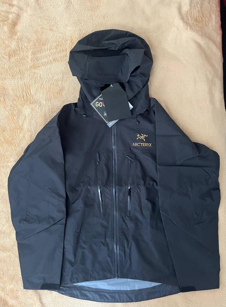 Arc'teryx Beta SV Jacket Gore-Tex Pro - Nieuw met labels, Ophalen of Verzenden, Nieuw, Maat 52/54 (L), Zwart