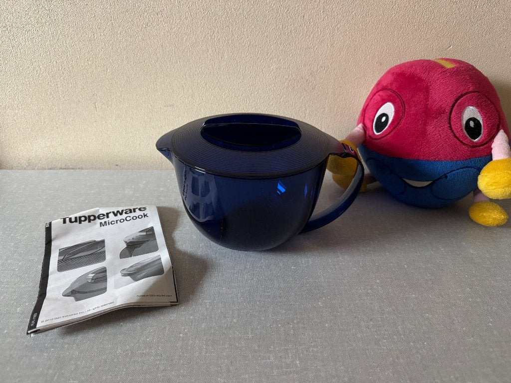 NIEUWSTAAT micro cook kan kannetje 1 Liter TUPPERWARE, Blauw, Beker of Kan, Nieuw, Ophalen of Verzenden
