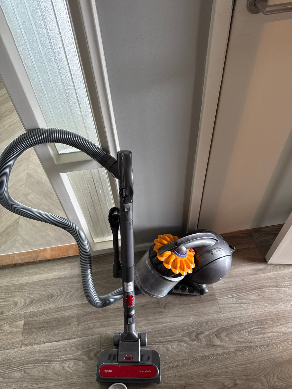 Dyson Ball Multi Floor Stofzuiger - Krachtig & Wendbaar, Witgoed en Apparatuur, Stofzuigers, Gebruikt, Sledestofzuiger, Dyson
