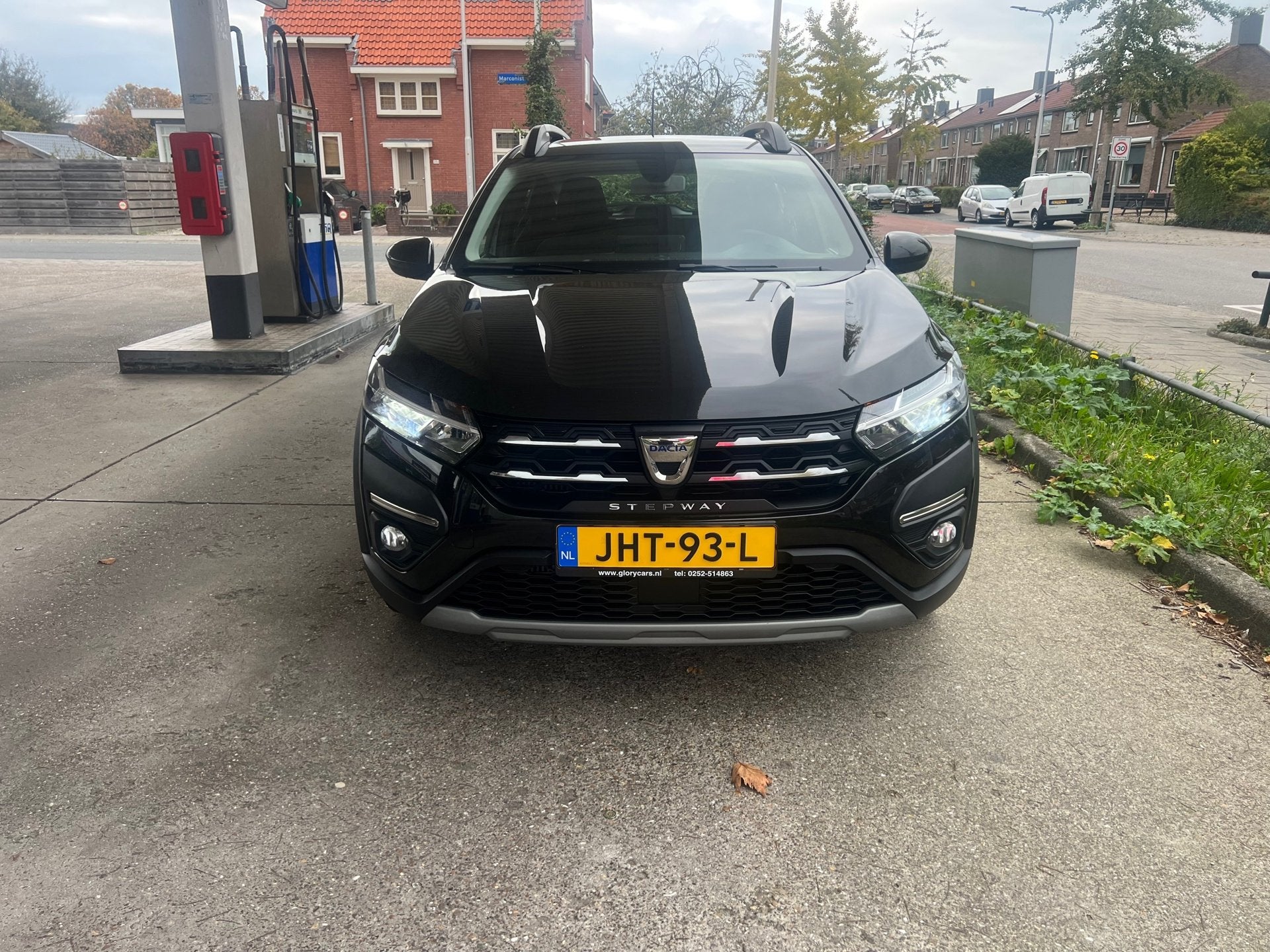 Dacia SANDERO 1.0 TCe 90 Comfort AUTOMAAT-CARPLAY-CRUISE-PDC, Stof, Zwart, 91 pk, 19 km/l