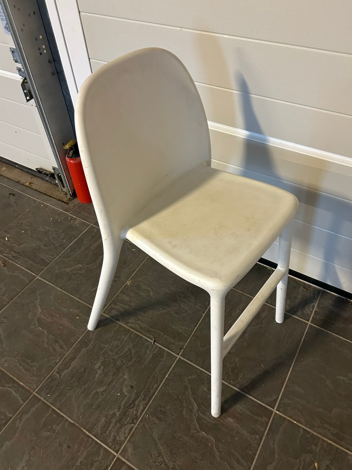 Ikea kinderstoel wit, Ophalen, Kunststof, Gebruikt, Wit