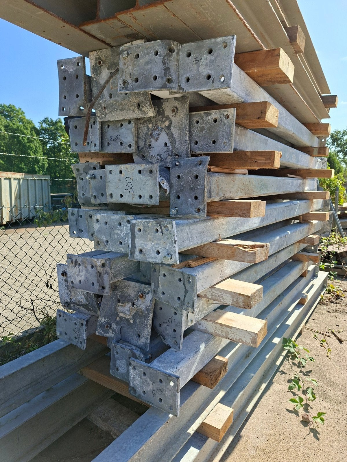 Palen staal Kolommen, Ophalen, Gebruikt, 180 tot 250 cm, Palen