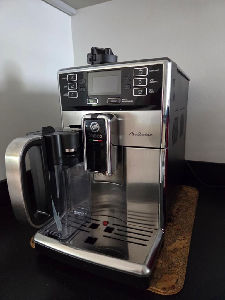 Koffiemachine, Witgoed en Apparatuur, Koffiezetapparaten, Ophalen, Koffiemachine