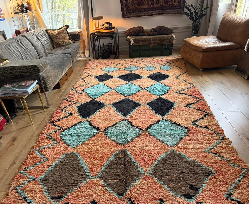 Groot Vintage Marokkaans tapijt  355  x178 cm – handgemaakt, Gebruikt, 1053ML, Amsterdam, Info@bababoho.com, 150 tot 200 cm