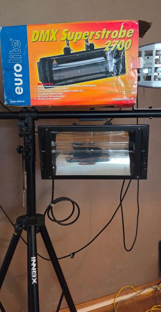 Eurolite DMX SuperStrobe 2700, Ophalen of Verzenden, Zo goed als nieuw, Licht, Geluidgestuurd