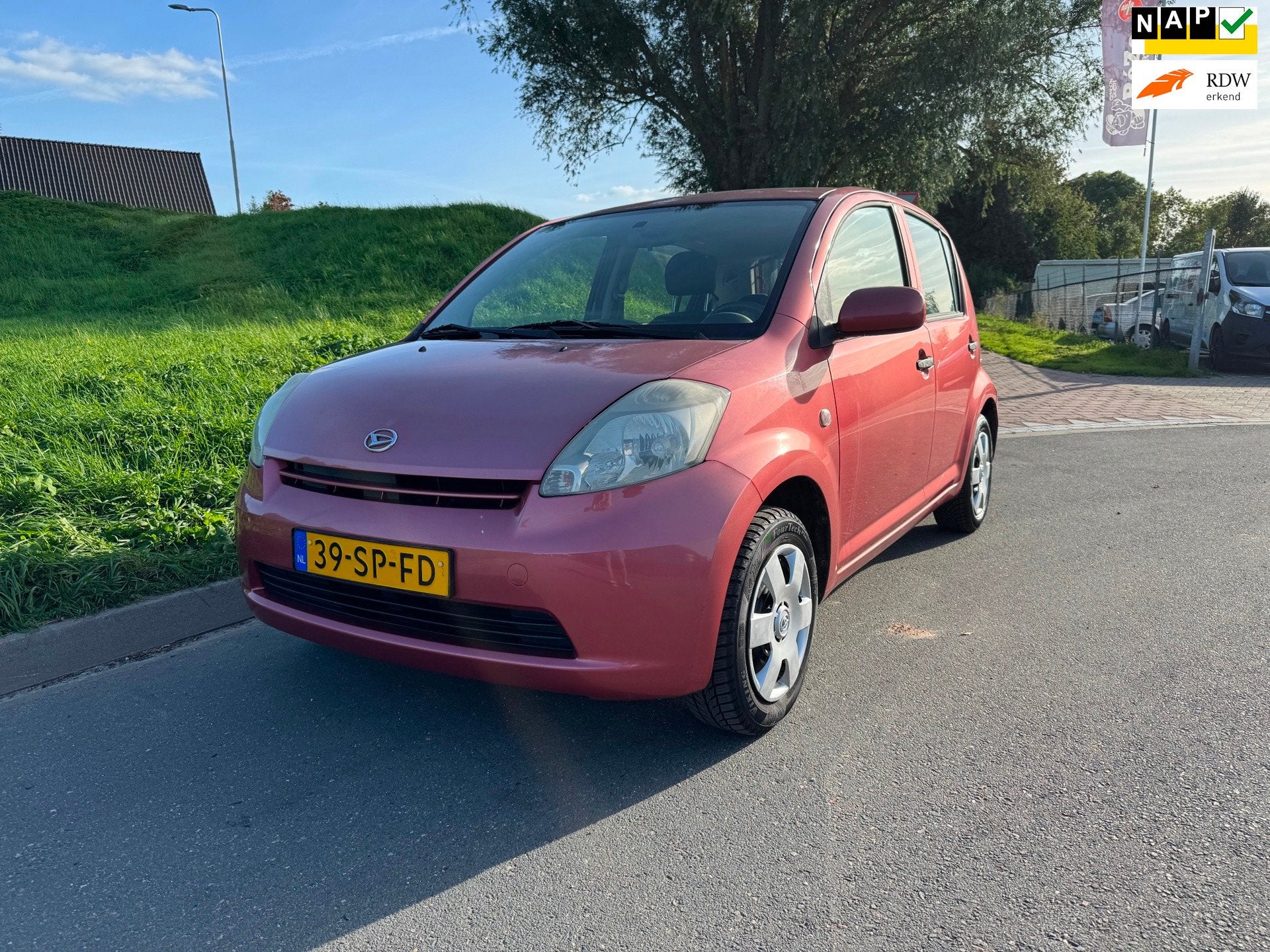 Daihatsu Sirion 2 1.3-16V Comfort APK 30-09-2027, Voorwielaandrijving, Gebruikt, 31 €/maand, 4 cilinders