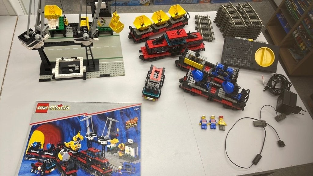 SB1670 Lego trein 9v 4563 compleet met boekje, Kinderen en Baby's, Ophalen of Verzenden, Zo goed als nieuw