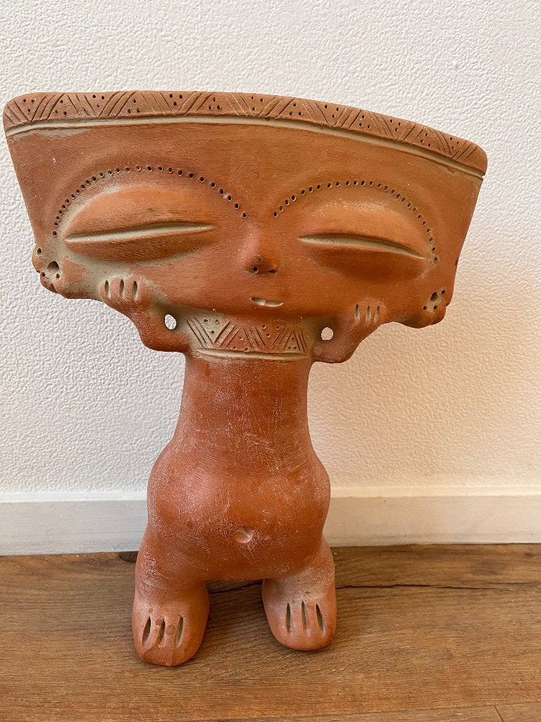 Antique Chancay Peruvian standing sculpture terracotta, Antiek en Kunst, Ophalen of Verzenden, Natuurlijk materiaal
