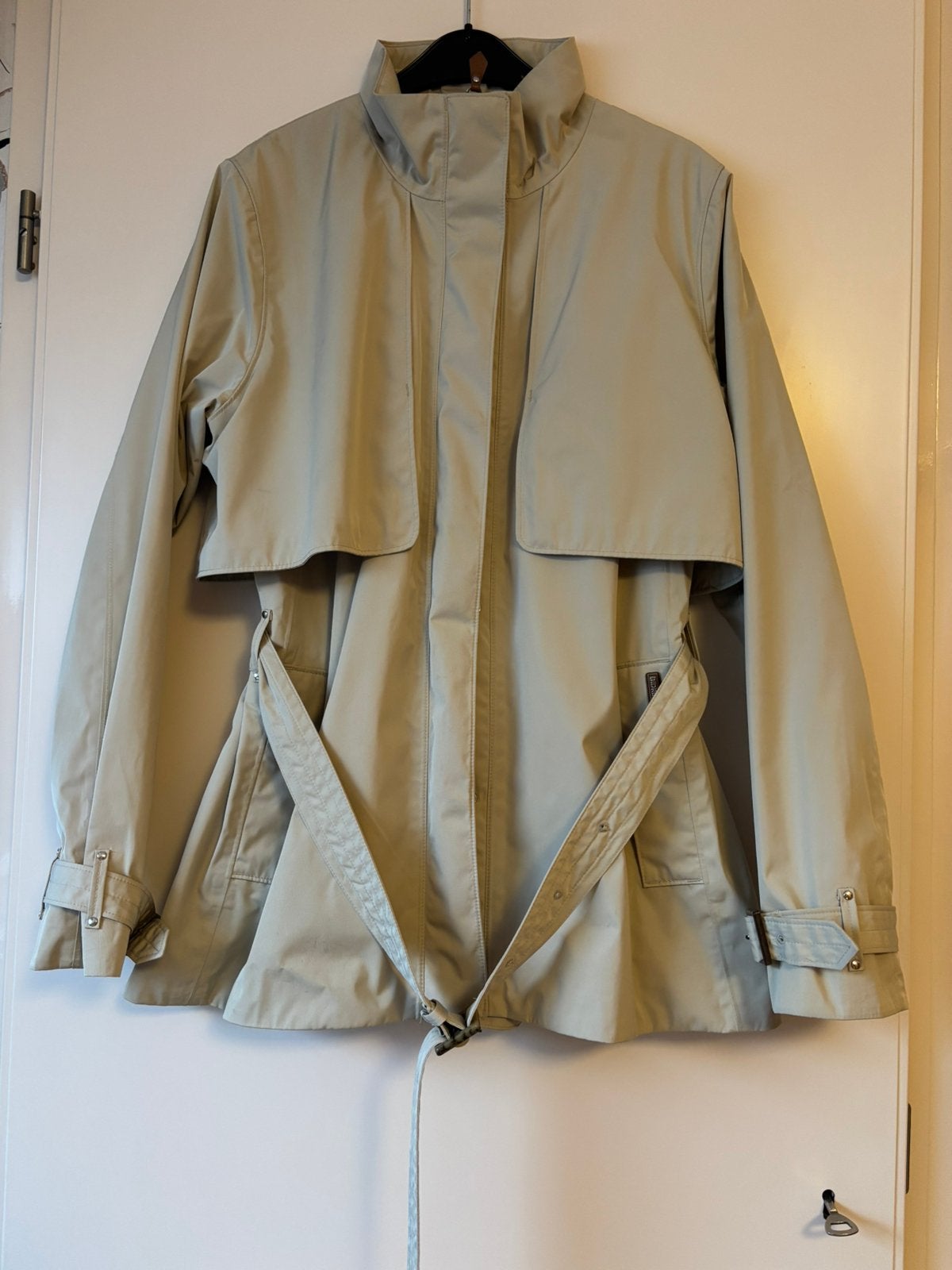Didriksons trench coat maat 42, 100% waterproof, Ophalen of Verzenden, Zo goed als nieuw, Maat 42/44 (L), Beige