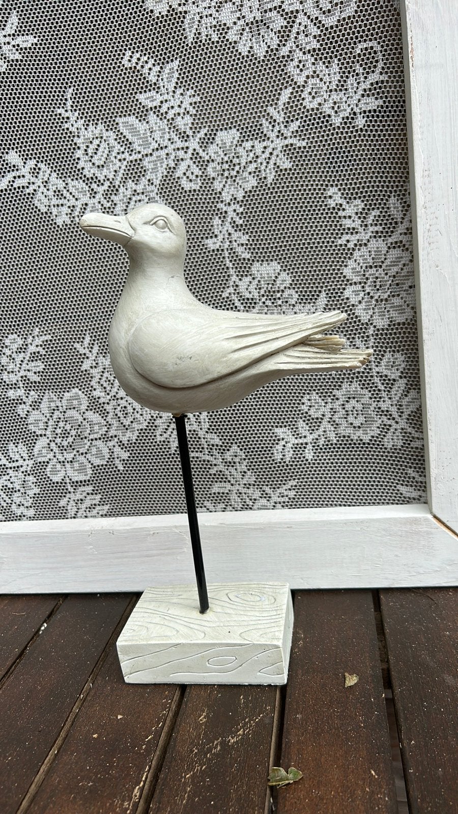 Vogel op standaard, Ophalen of Verzenden, Zo goed als nieuw