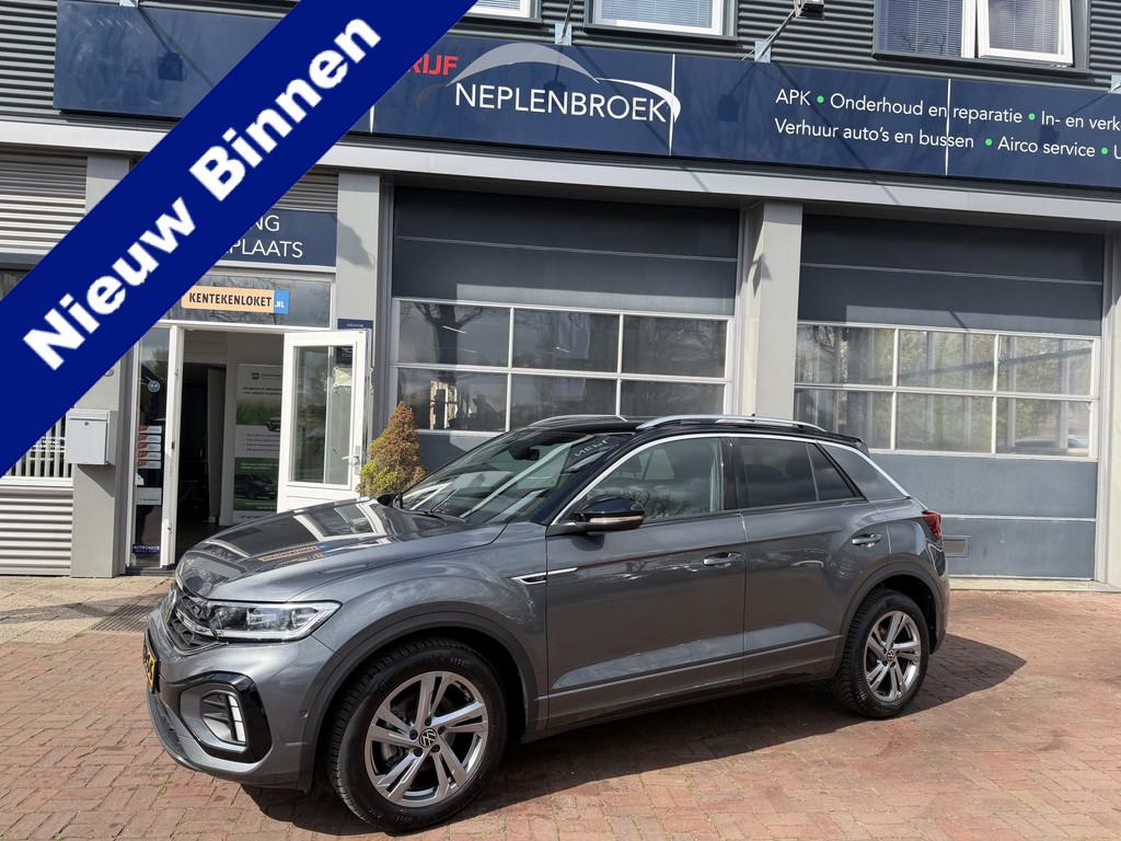 Volkswagen T-Roc 1.5 TSI R-Line Edition DSG-aut. R-LINE / Tr, Auto's, Volkswagen, 4 cilinders, 150 pk, Blauw, Bedrijf