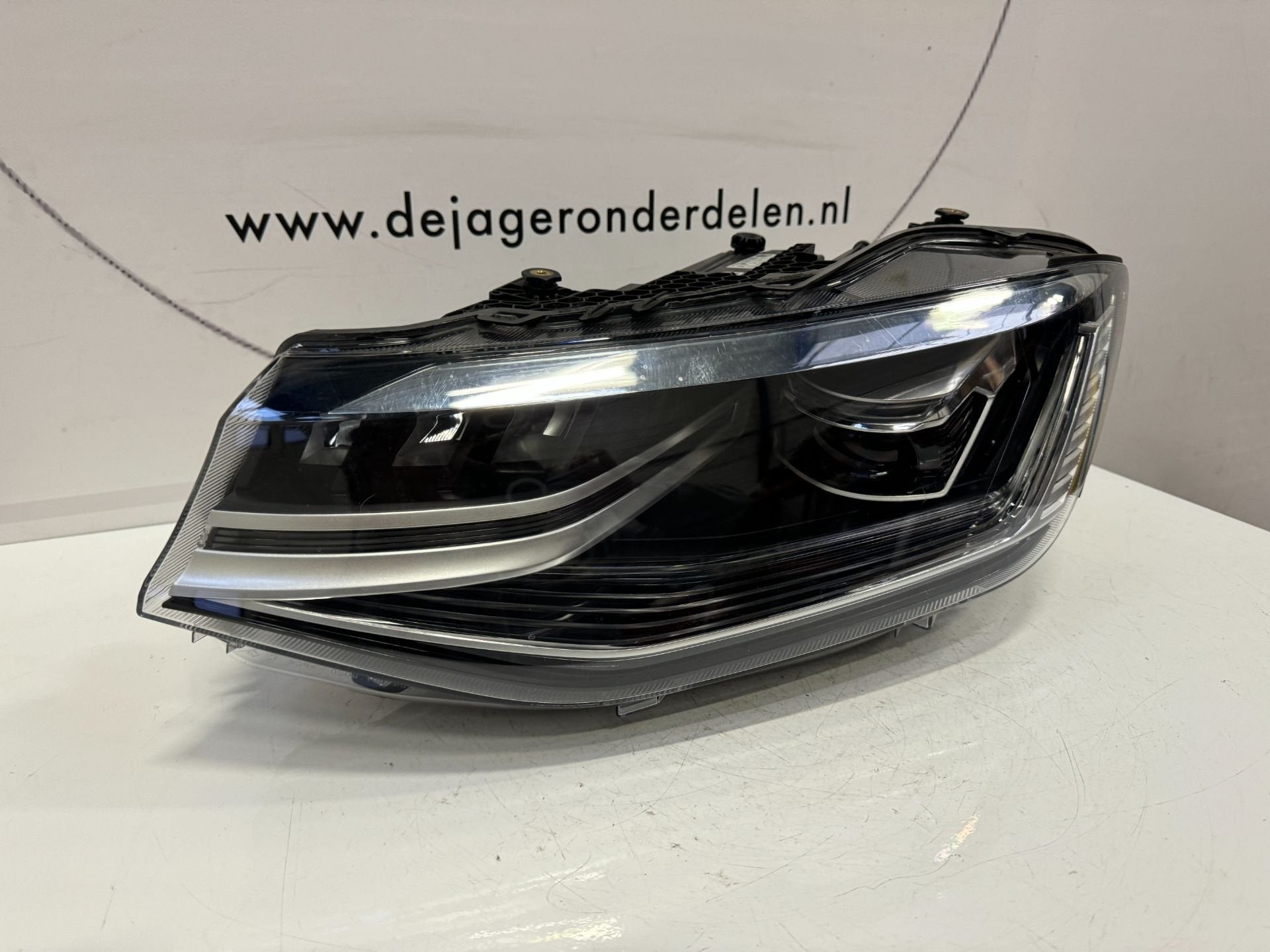 VW CADDY 2K8 VOL LED KOPLAMP LINKS 2K8941035B 2020-, Auto-onderdelen, Verlichting, Gebruikt, Volkswagen, Volkswagen AG, Berliner Ring 2
38440  Wolfsburg, DE