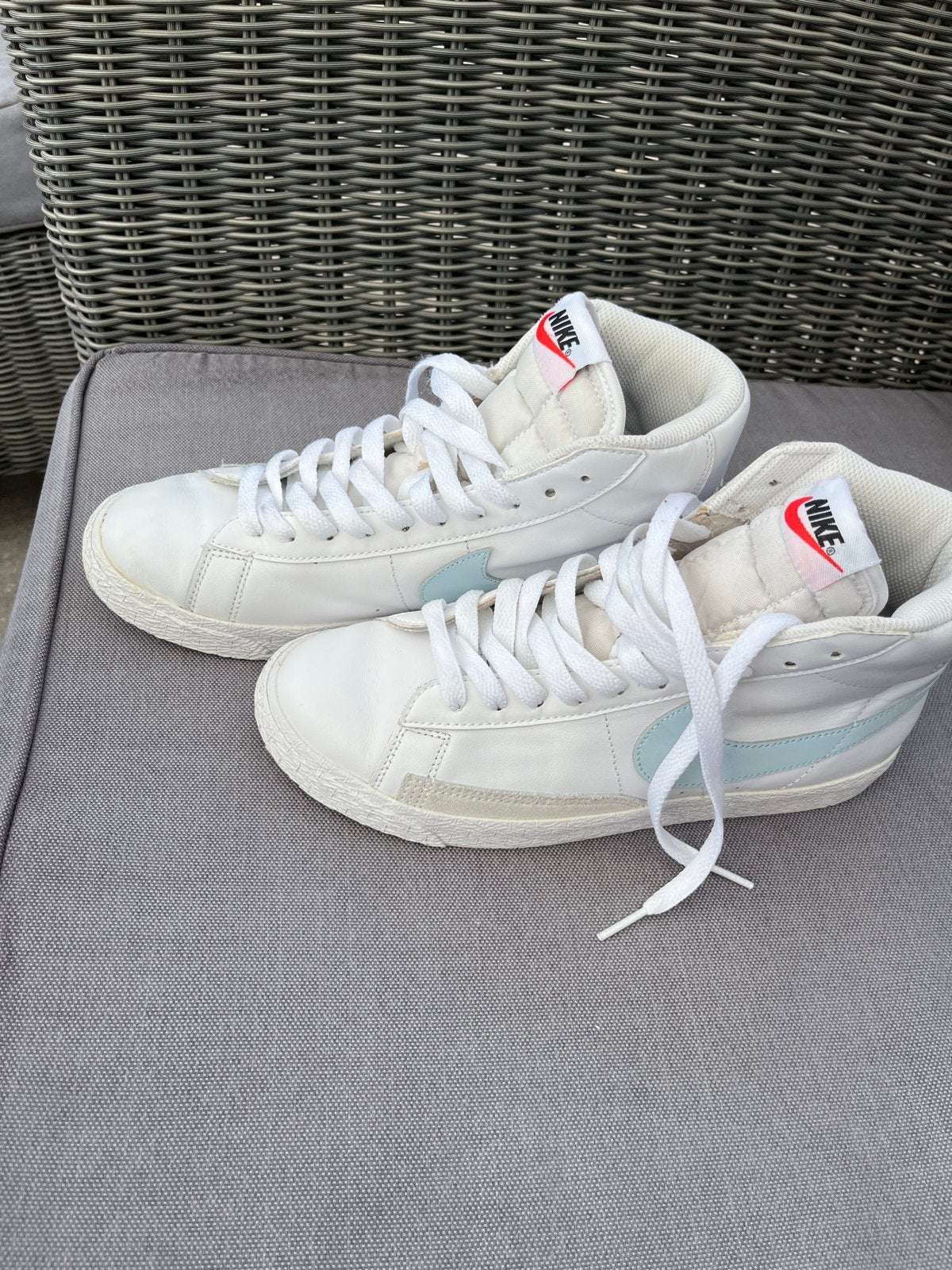 Nike Blazer Mid '77 Vintage - Witte sneakers maat 38,,5, Ophalen, Gedragen, Wit, Sneakers of Gympen