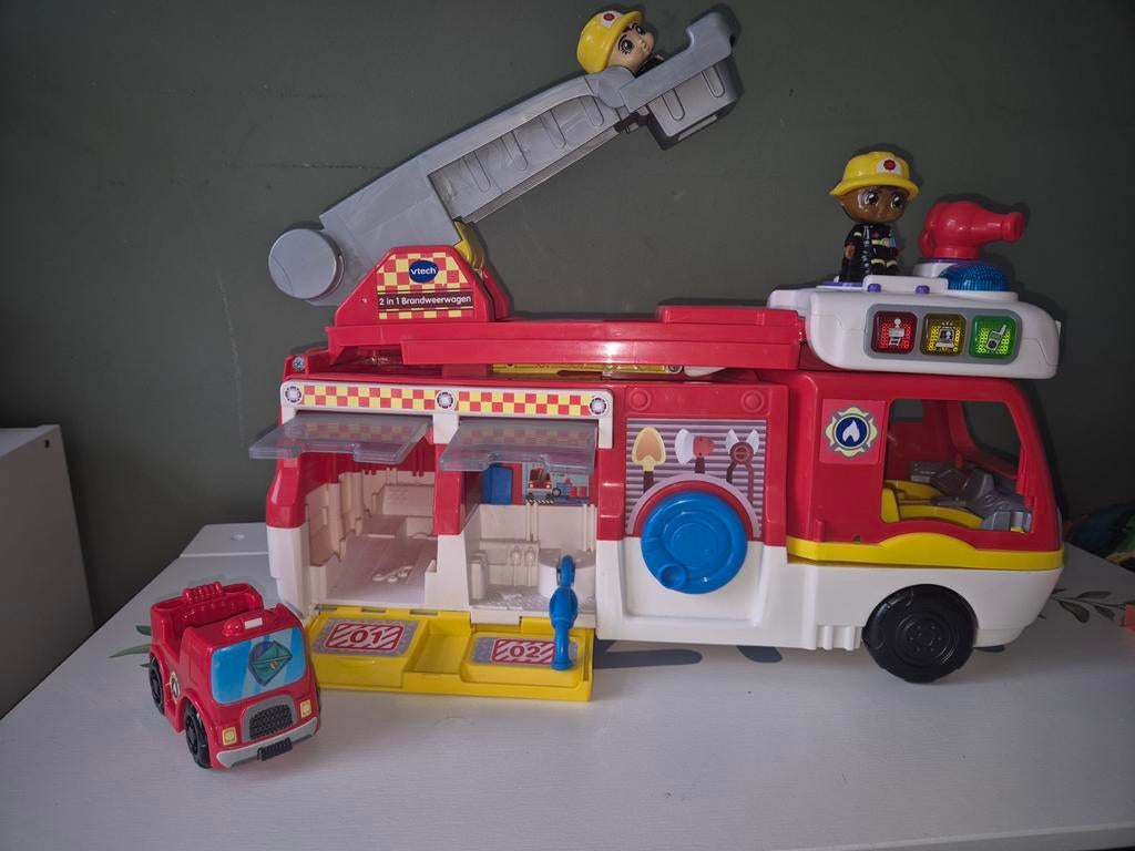 VTech Vrolijke Vriendjes 2-in-1 Brandweerwagen, Ophalen, Zo goed als nieuw, 2 tot 4 jaar