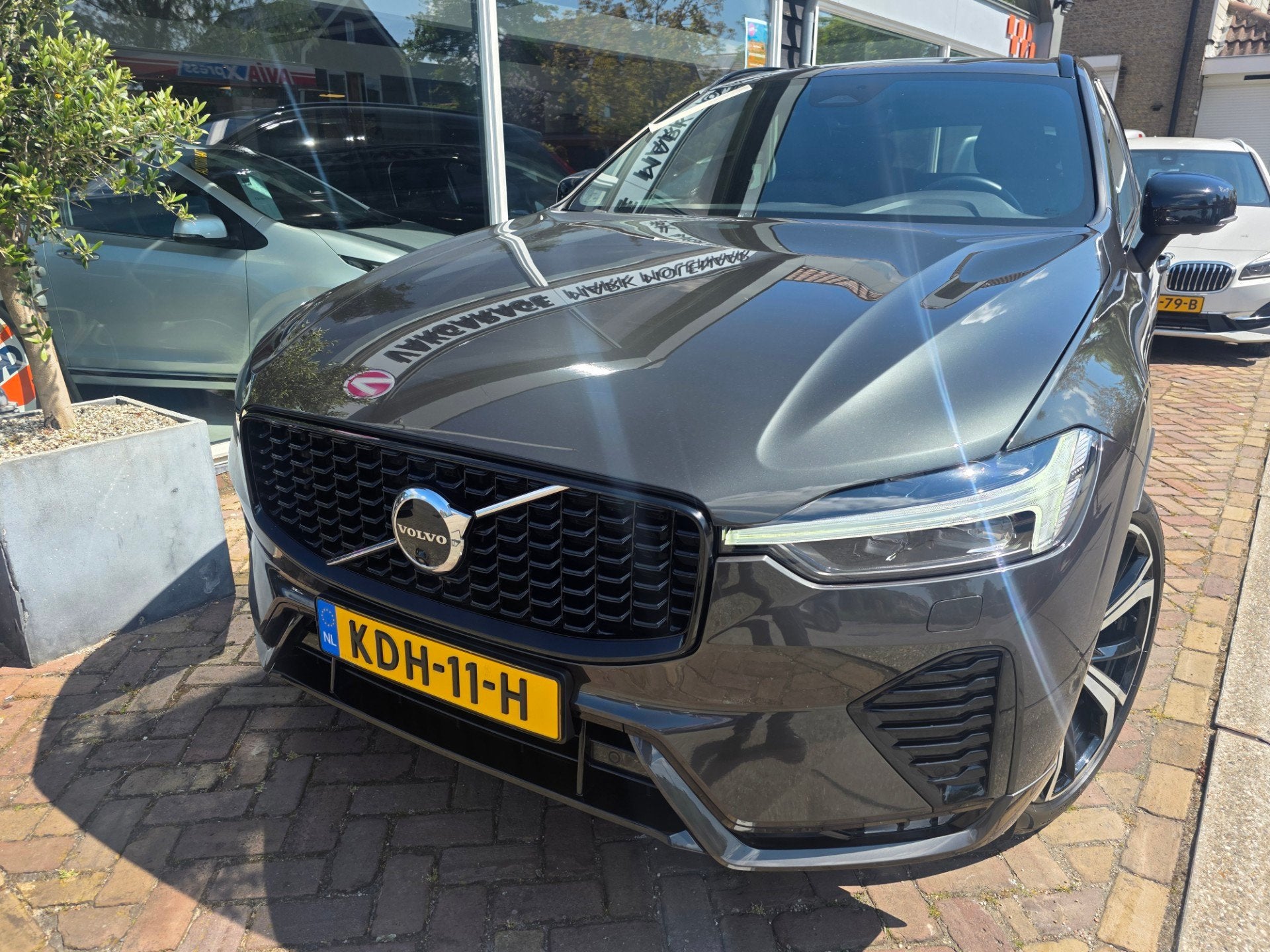 Volvo XC60 2.0 B4 R Design Inscription,trekhaak,360 camera, Auto's, Volvo, Voorwielaandrijving, Gebruikt, Euro 6, 4 cilinders