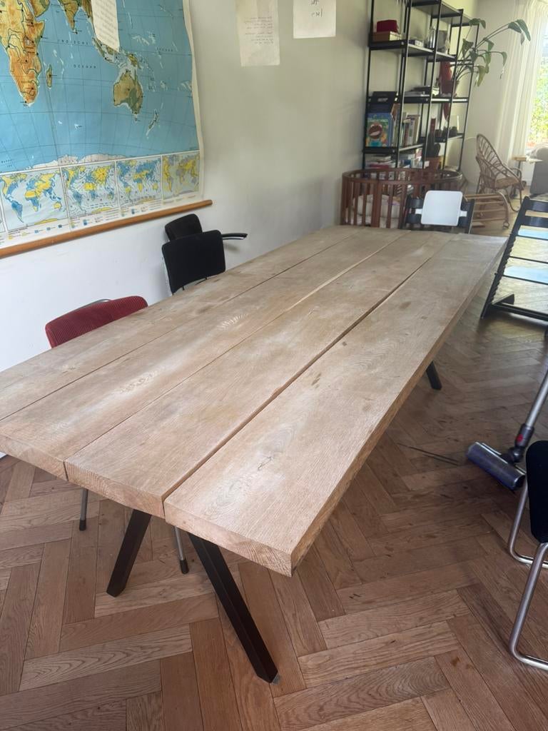 Robuste eiken houten tafel, Huis en Inrichting, Ophalen, 200 cm of meer, 50 tot 100 cm, Zo goed als nieuw