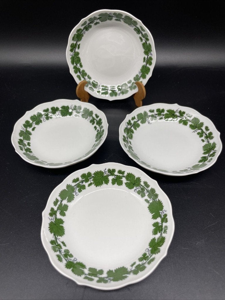 4 kleine borden Manufactuur Meissen wijnbladeren 1e keus, Ophalen of Verzenden