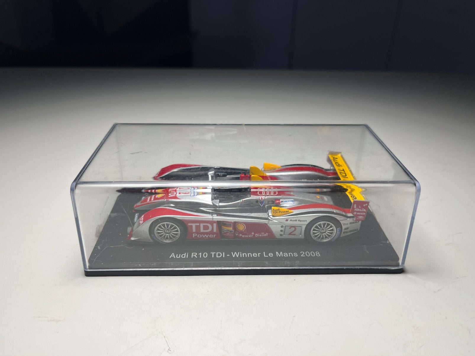 Spark - Audi R10 TDI - Schaal 1:43, Ophalen of Verzenden, Zo goed als nieuw, Auto, Overige merken