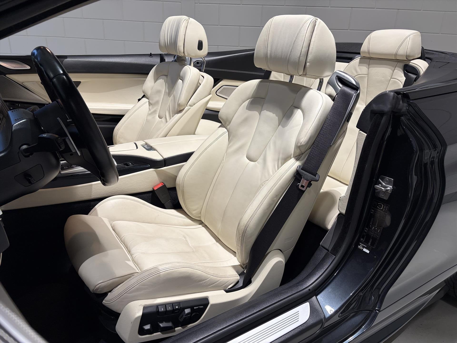 BMW 6-Serie M6 4.4 V8 560pk, NAP, 2e eig, B&O, NWST, cabrio, Auto's, Euro 5, Achterwielaandrijving, Gebruikt, Cabriolet