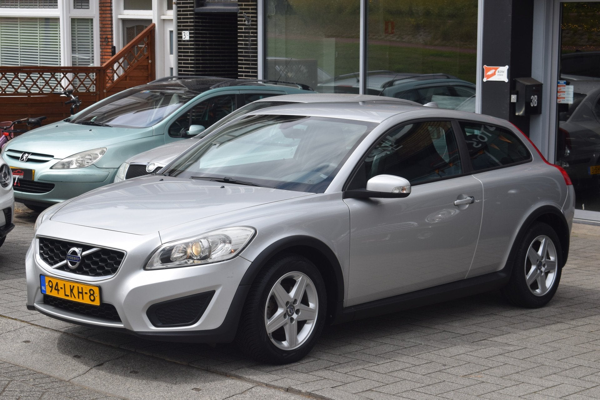Volvo C30 1.6 Kinetic zeer mooie nederlandse c30 (bj 2010), Auto's, Volvo, Voorwielaandrijving, 1596 cc, 101 pk, Gebruikt