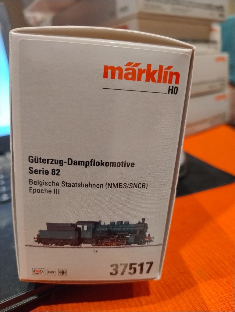 Märklin 37517 – NMBS Stoomlocomotief Serie 82 – Mfx+ Sound –, Wisselstroom, Locomotief, Nieuw, Ophalen of Verzenden