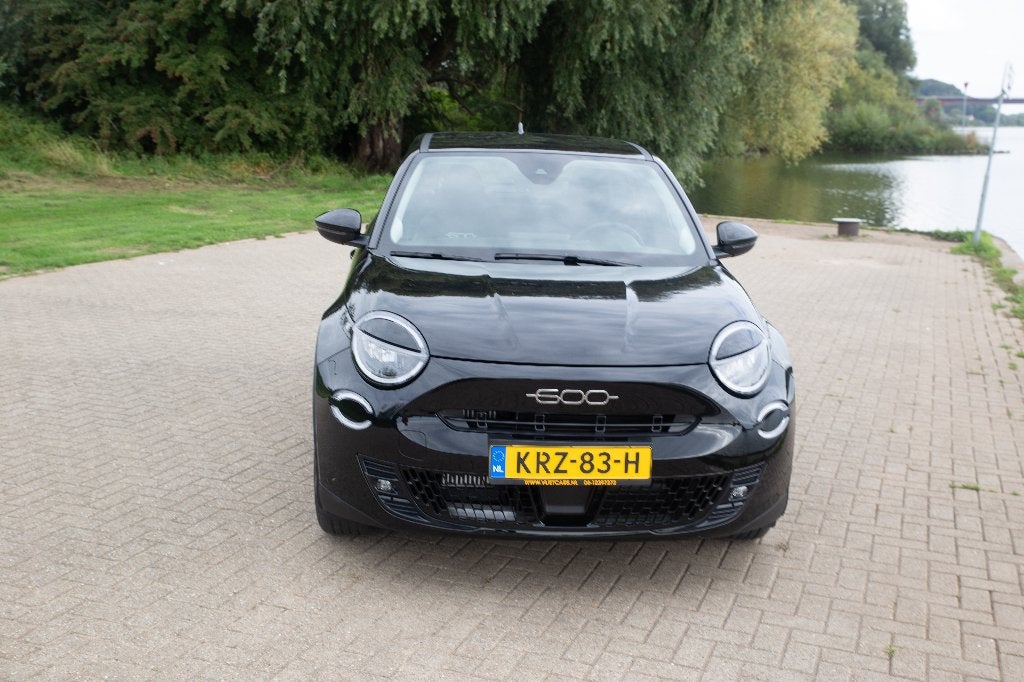 600(Fiat 500)1.2 Hybrid Urban Automaat Carplay Airco zuinig!, Auto's, Dealer onderhouden, Stof, 1199 cc, 620 kg