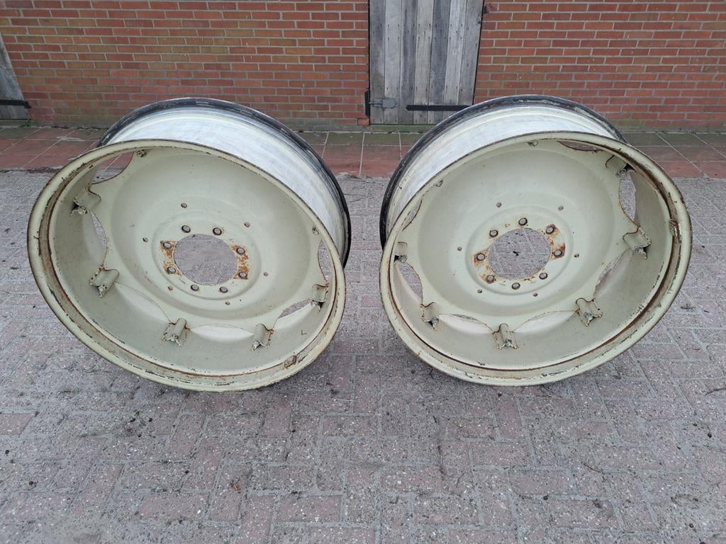 Velg r38 w14 international case ihc lemmers Tractor Cormick, Zakelijke goederen, Agrarisch | Onderdelen | Banden, Velgen en Assen