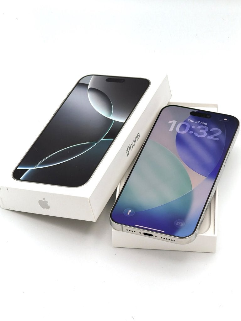 Zeer Nette iPhone 16 Pro Max White 256GB, met 100% batterij!, 256 GB, Gebruikt, Apple, .