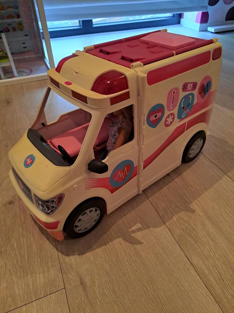 Barbie ambulance kliniek speelset, Ophalen, Gebruikt