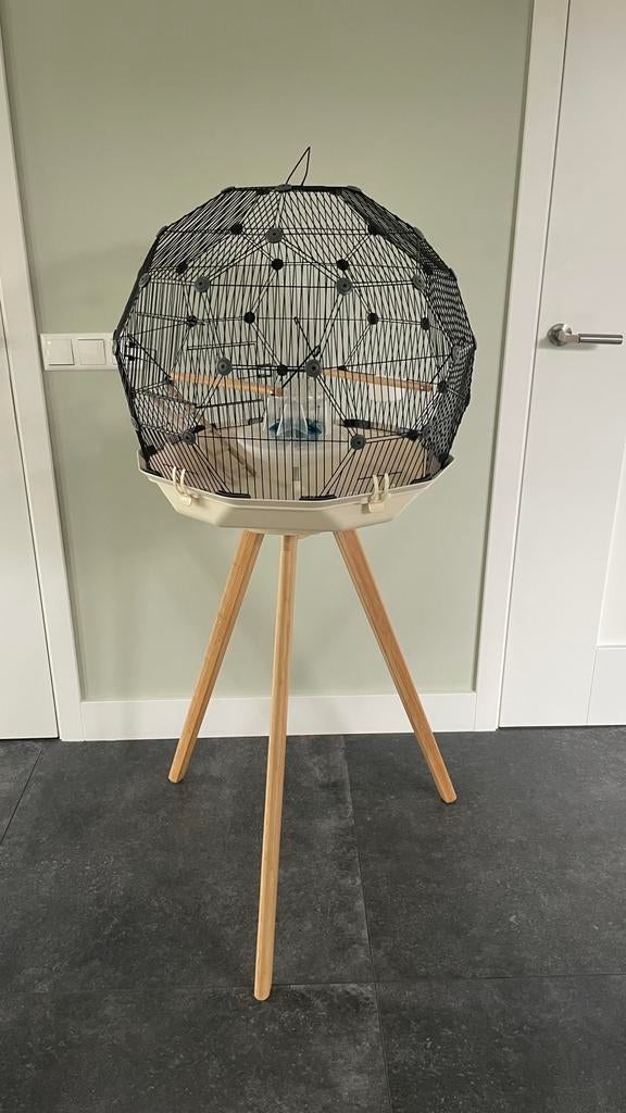 Vogelkooi Geo Omlet met hoge standaard, Dieren en Toebehoren, Vogels | Hokken en Kooien, Ophalen of Verzenden, Zo goed als nieuw