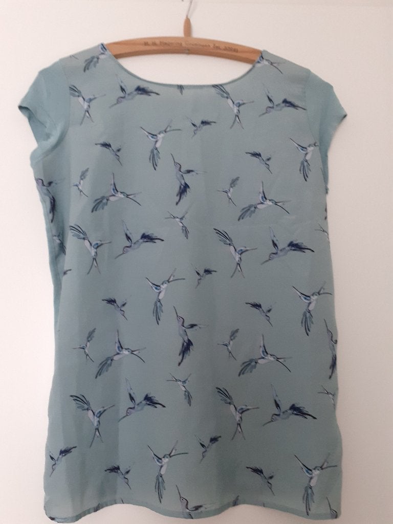 ORSAY lichtblauw bloesje met vogels, Ophalen of Verzenden, Zo goed als nieuw, Maat 36 (S), Blauw