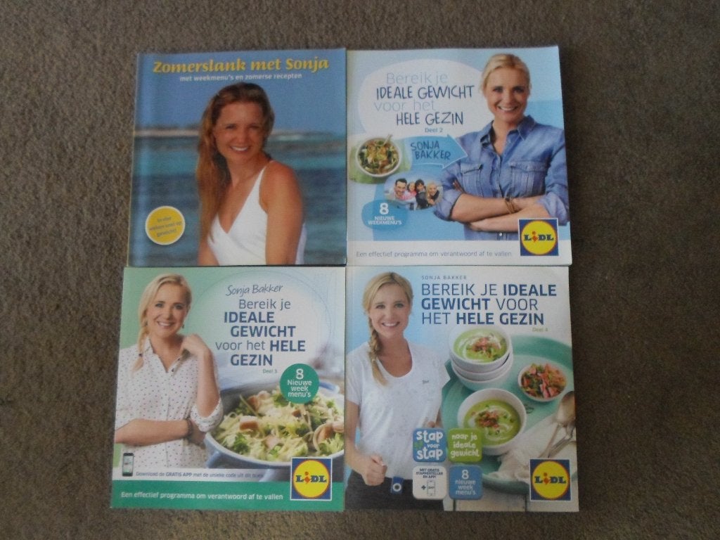 Sonja   Bakker.    4     voor   10   euro., Boeken, Ophalen of Verzenden, Zo goed als nieuw, Dieet en Voeding, Sonja Bakker