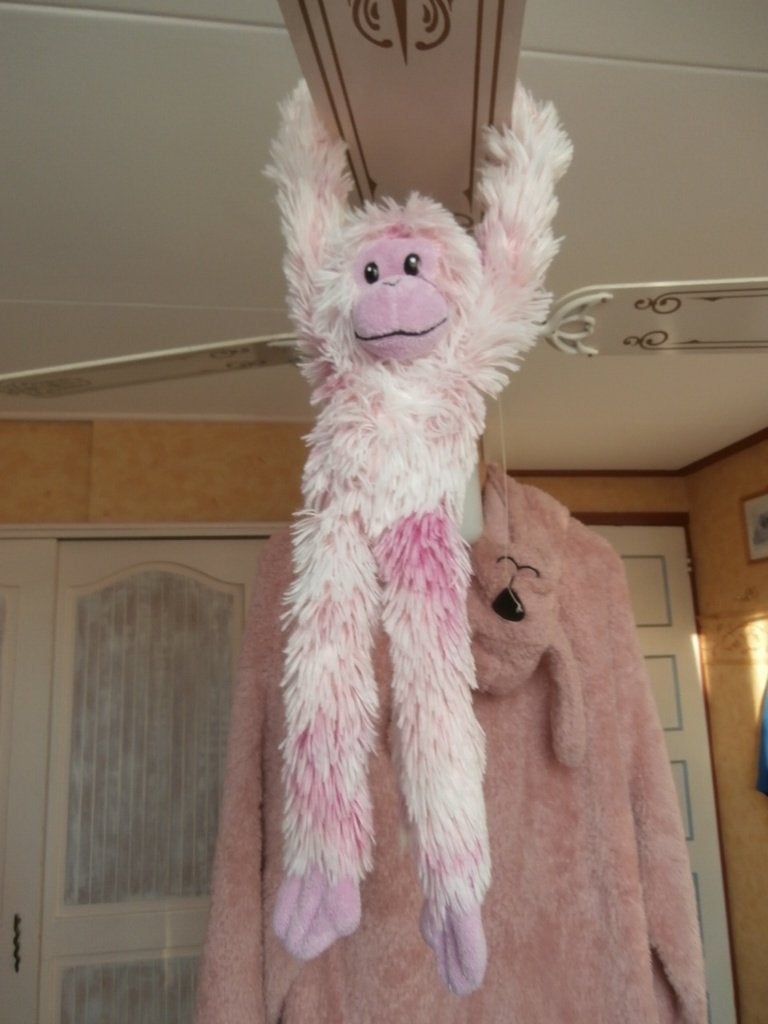 knuffel  aap knuffelaap roze pluche Ravensden Collection Pic, Gebruikt, Overige typen, Ophalen of Verzenden, Middelgroot (20 tot 80 cm)