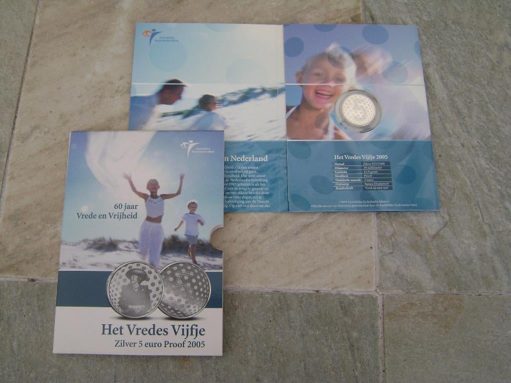 60 jaar Vrede 5 euro 2005 herdenkingsmunt zilver Proof, Setje, Koningin Beatrix, Zilver, Euro's