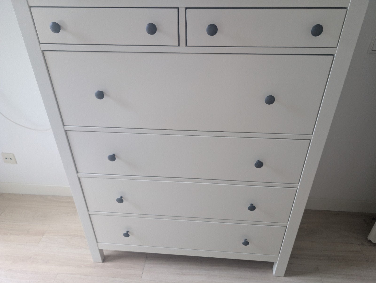 Mooie ladekast Hemnes, Ophalen, 50 tot 100 cm, Zo goed als nieuw, 3 of 4 laden