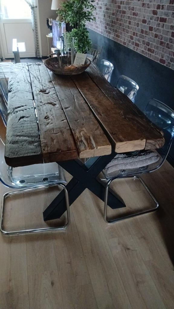 Robust eiken tafel (zwaar), Ophalen of Verzenden, Zo goed als nieuw, Bruin, Eén