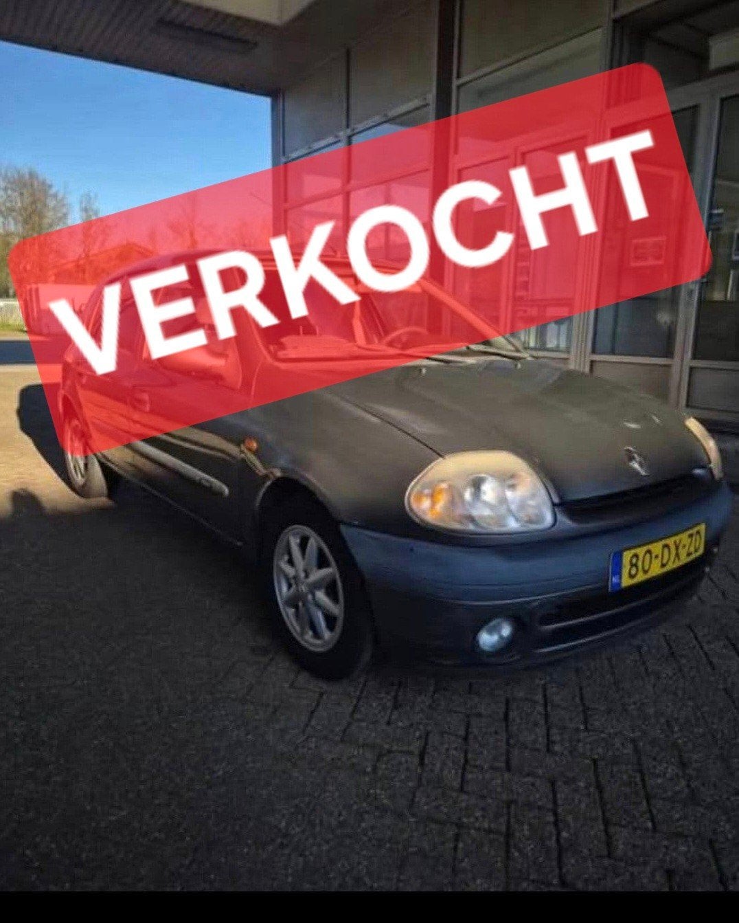 (VERKOCHT) Renault Clio 1.6 16V 5DR 2000 Grijs, Auto's, Voorwielaandrijving, 40 €/maand, 4 cilinders, 990 kg