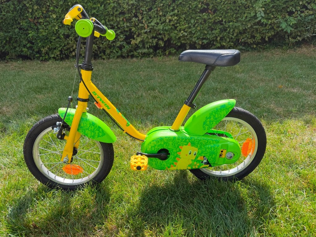 Kinderfiets B'twin 14 inch, Ophalen, Zijwieltjes, Gebruikt, Velgrem